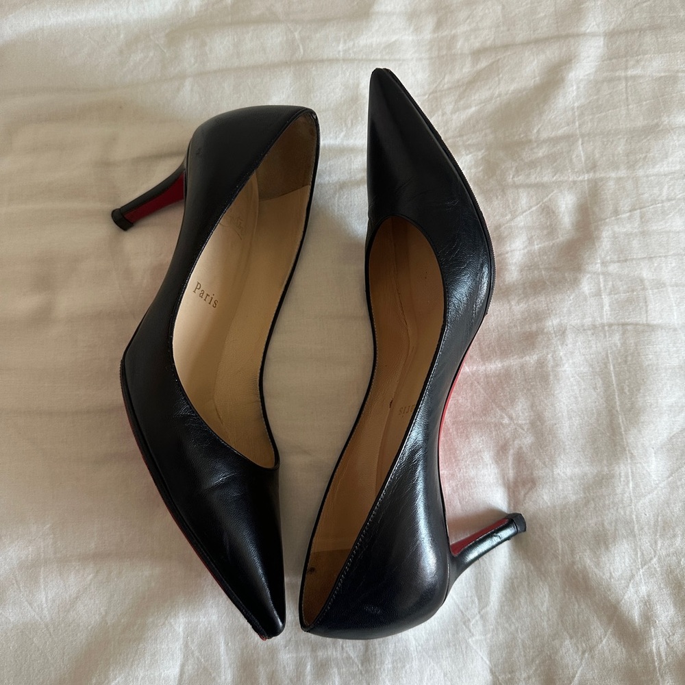 Christian louboutin Red bottom classic heels